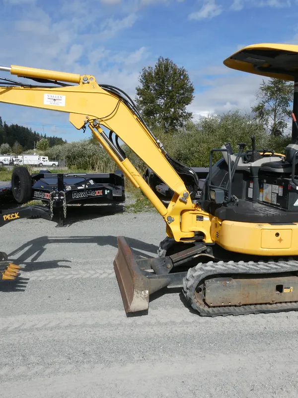2018 KOMATSU PC30MR-5
