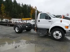 2011 FORD F650