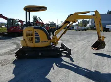 2017 KOMATSU PC35MR-5