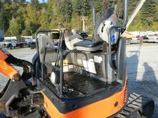 2011 HITACHI ZX30U-3