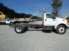 2011 FORD F650