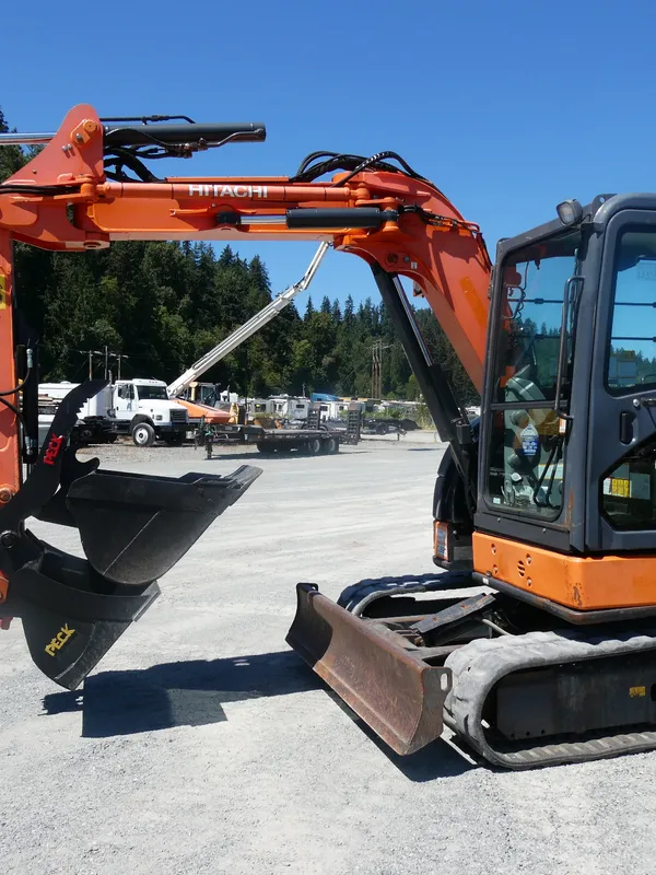 2018 HITACHI ZX55UR-5B