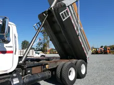 1997 MACK RD688S