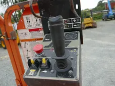 2003 JLG 2632-E2