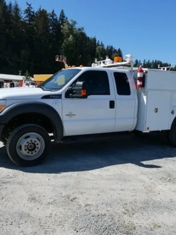 2016 FORD F550