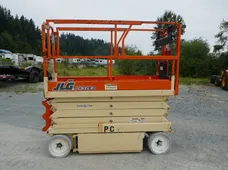 2003 JLG 2632-E2
