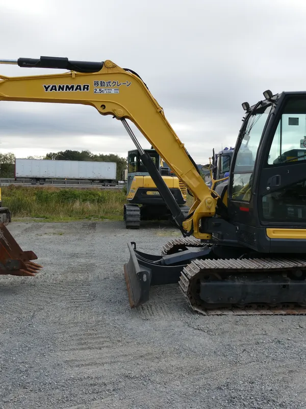 2013 YANMAR VIO80-1