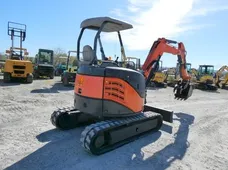 2011 HITACHI ZX30U-3