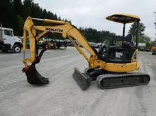 2018 KOMATSU PC30MR-5