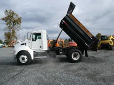2017 KENWORTH T270