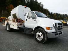 2012 FORD F650