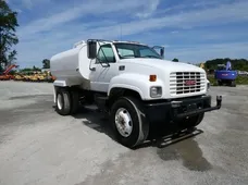 1998 GMC C7500 2K WATER TANK