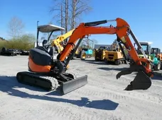 2011 HITACHI ZX30U-3