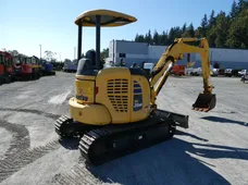 2017 KOMATSU PC35MR-5