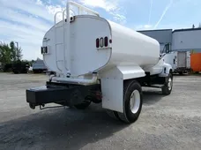 1998 GMC C7500 2K WATER TANK