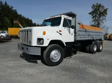 2000 INTERNATIONAL 2674