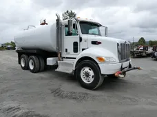 2016 PETERBILT 348