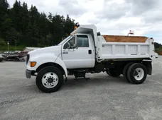 2002 FORD F650