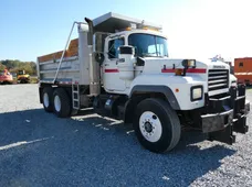 1997 MACK RD688S