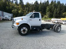 2011 FORD F650